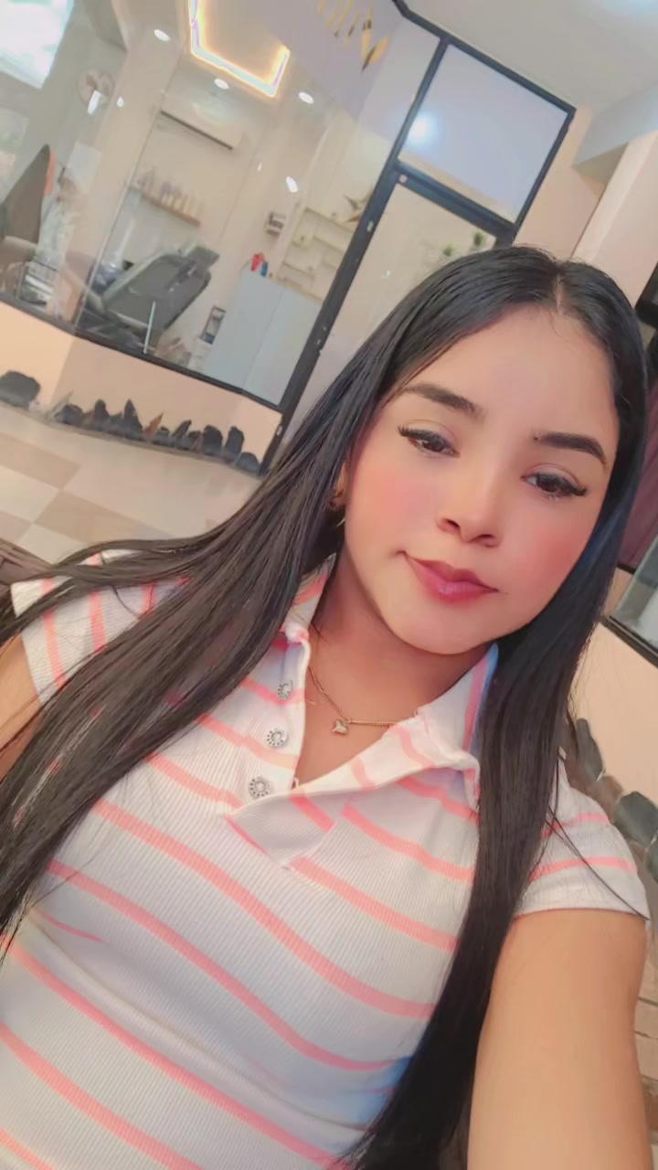 @Génesis Alexandra🩷✨️