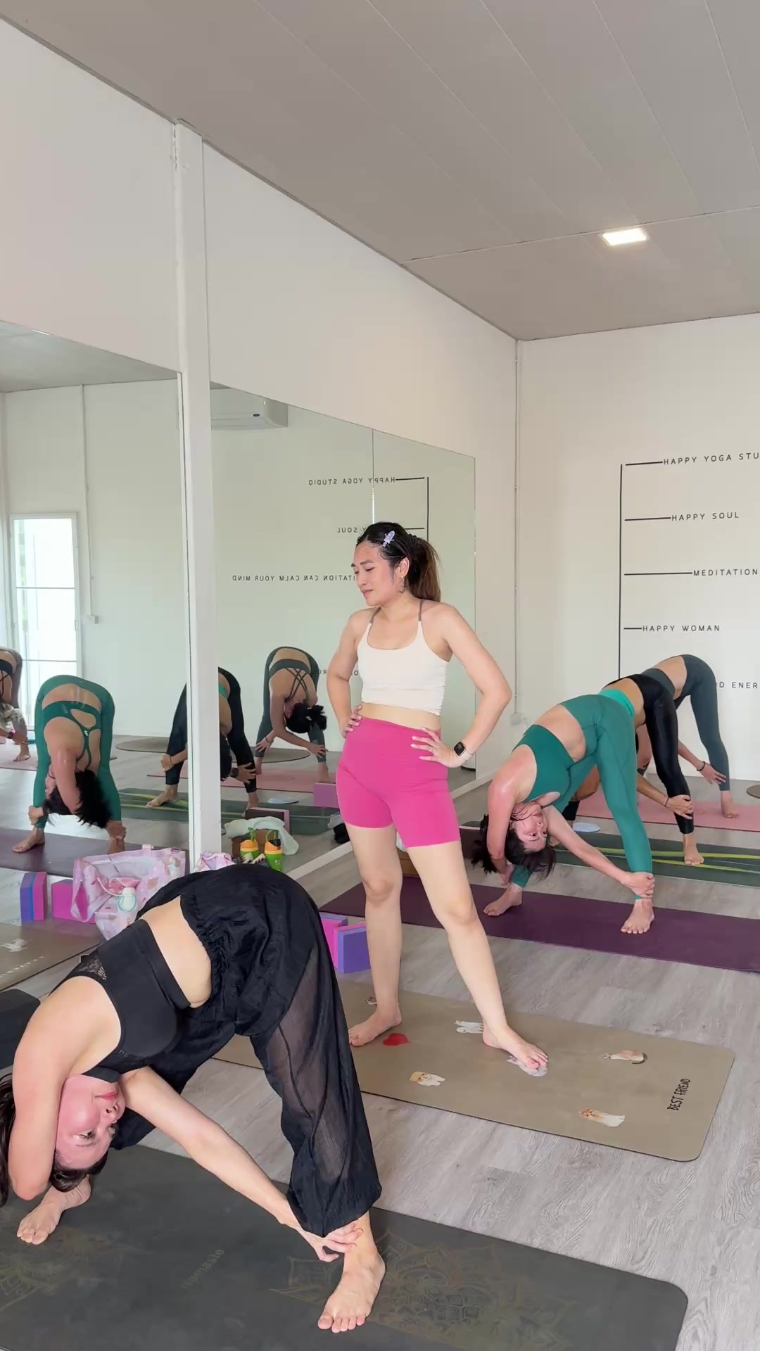 @Happy Yoga by HappyKT