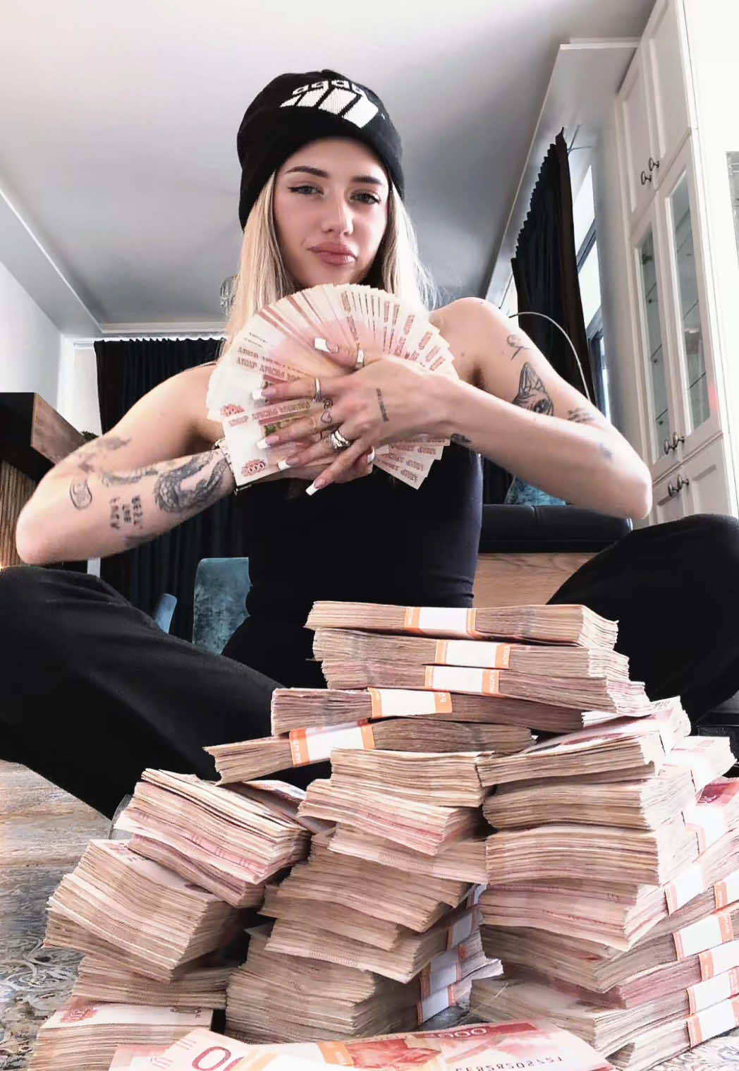 @Алина Олешева