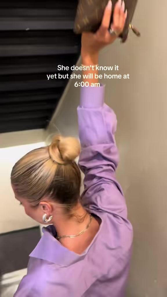 @Bella
