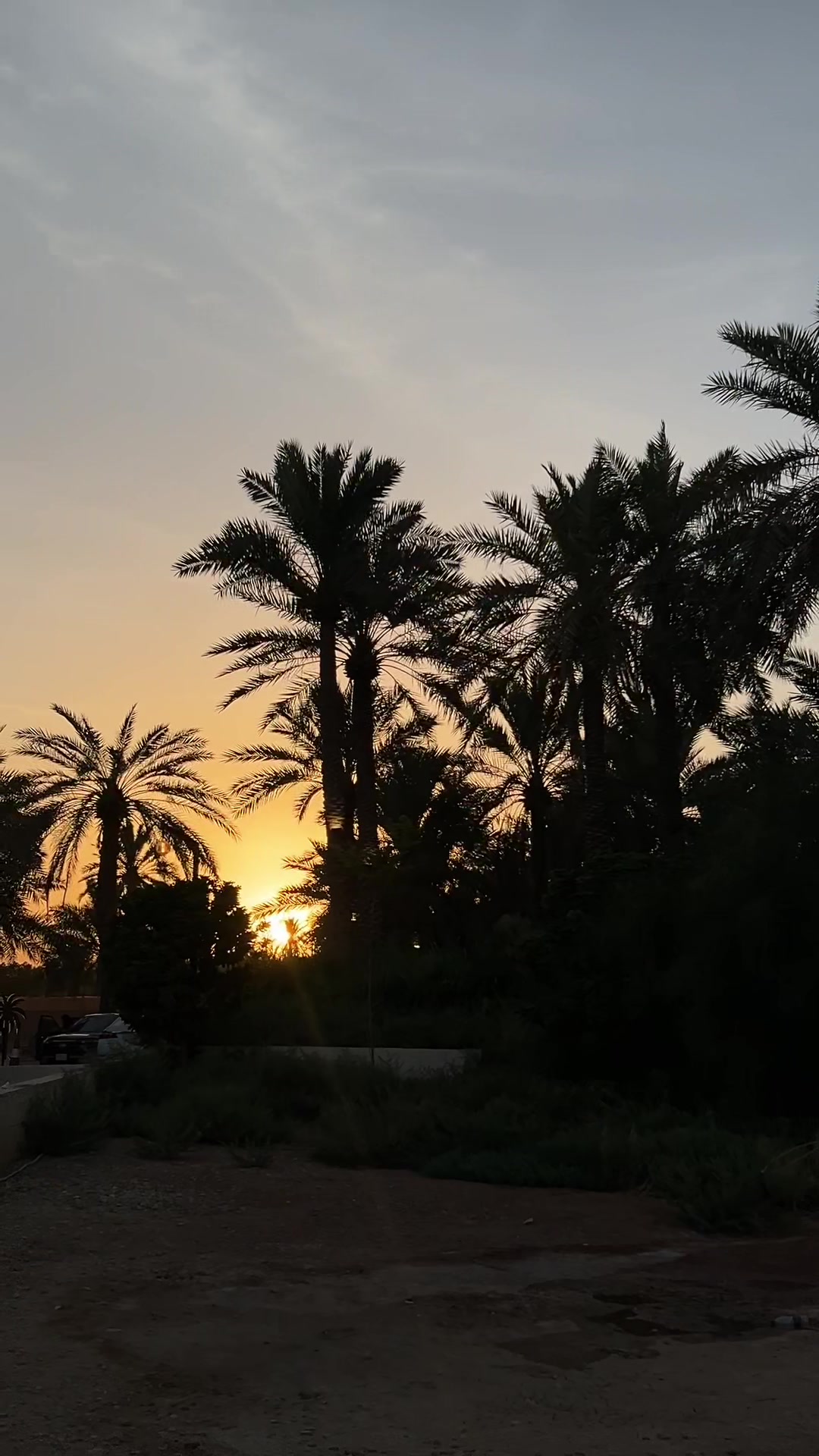 @لُ