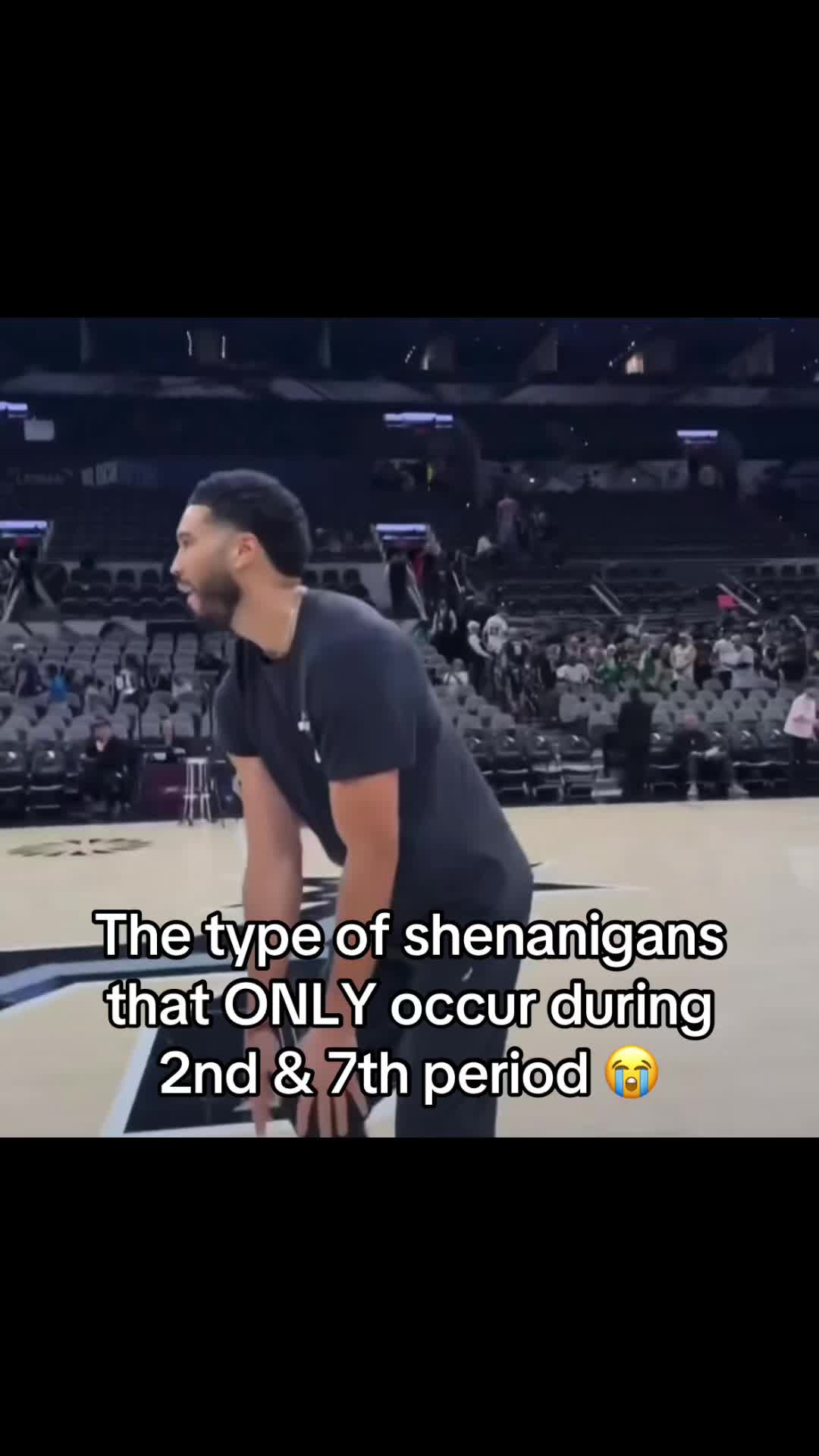 @⛹🏾&zwj;♂️