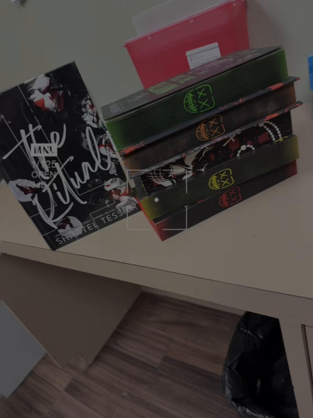 @🤍👑📚ᖴEᖇᗩᒪ📚🐦&zwj;⬛⚾️