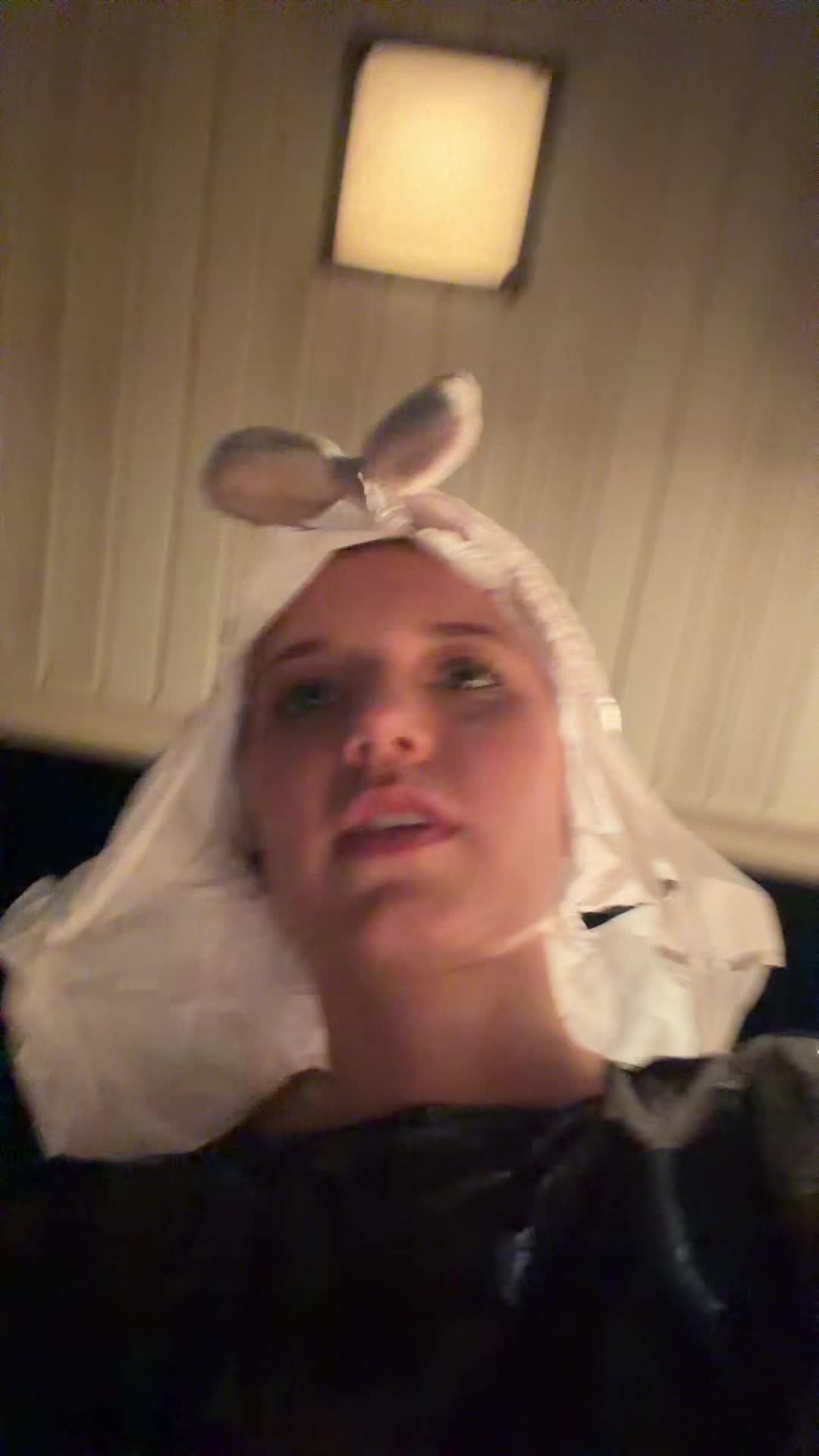 @annabsolutediva37