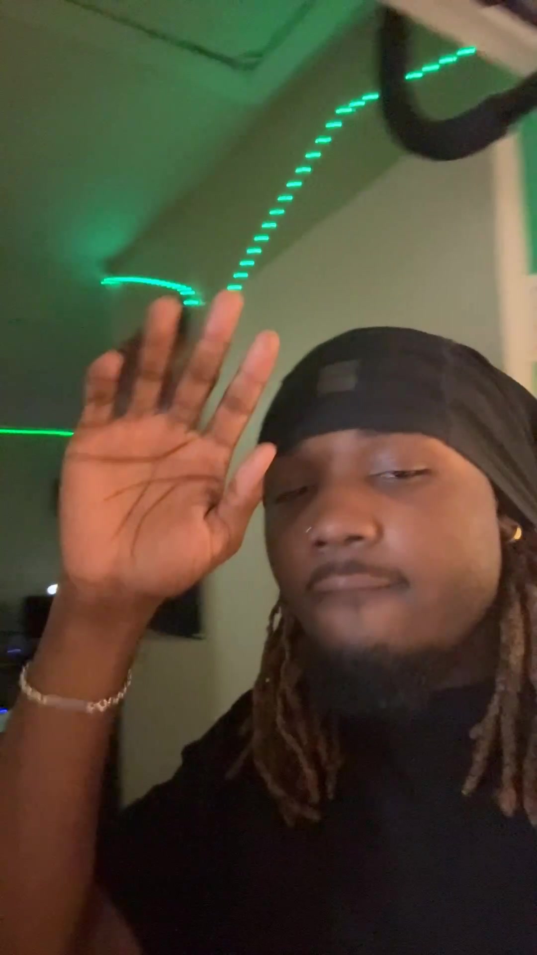 @99