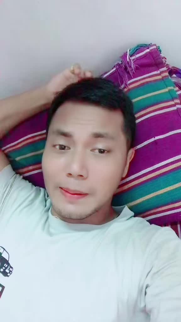 @MYOZAW &ndash; ဖိုးပြုံးချို💜