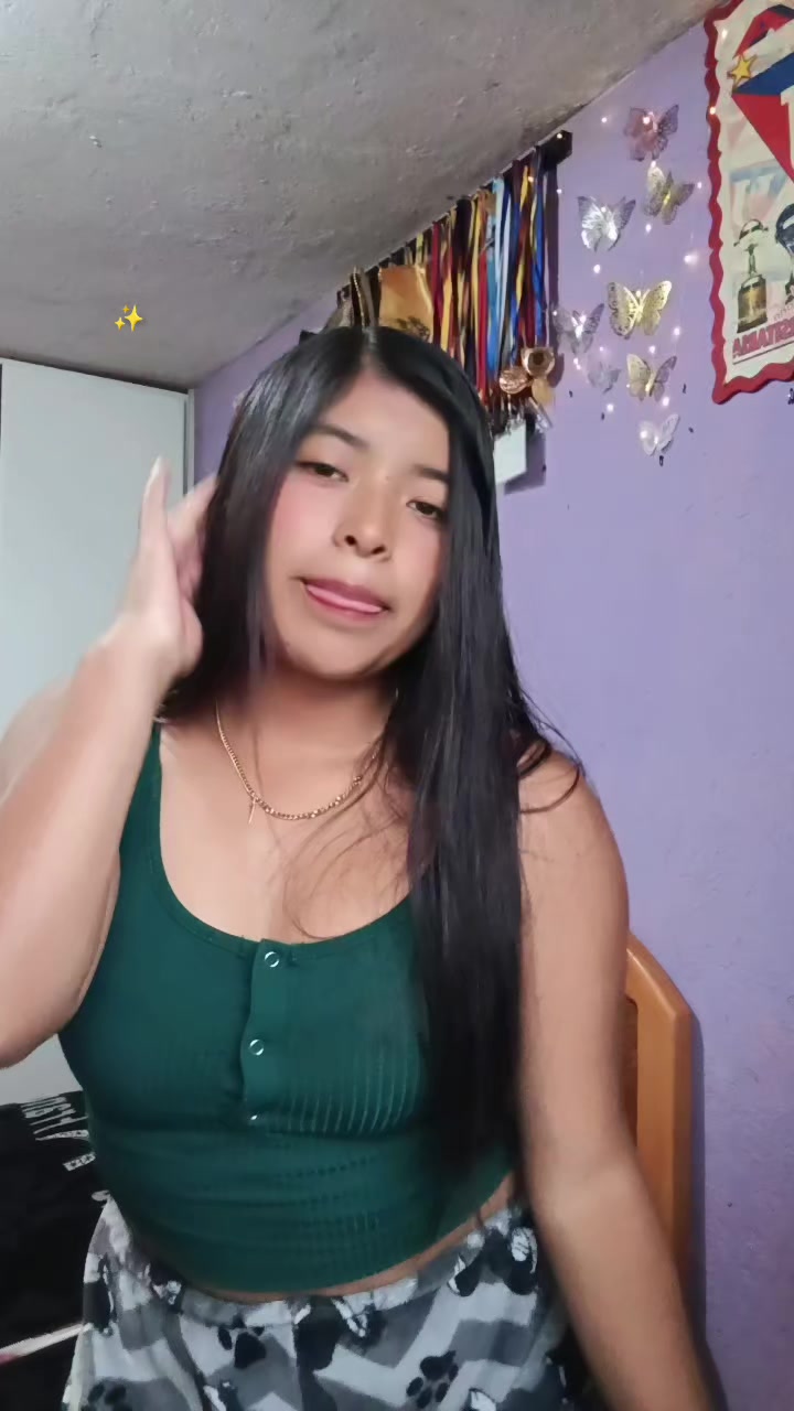 @Deisi ✨