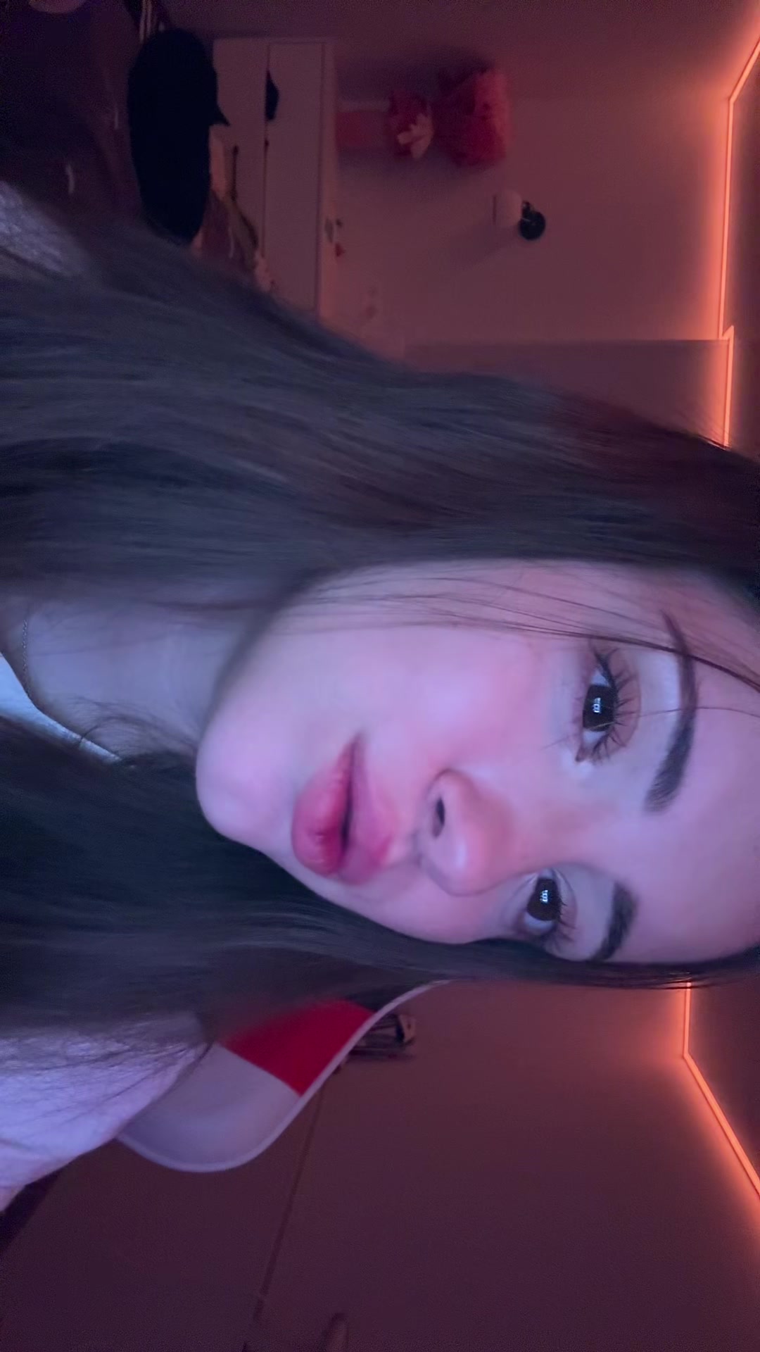 @luverlive
