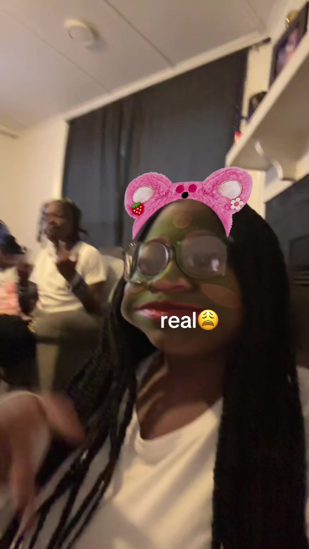 @👸🏾