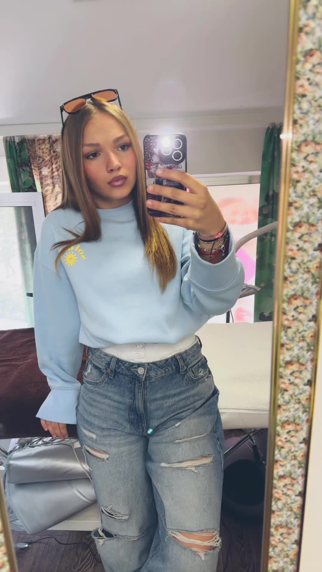 @каya