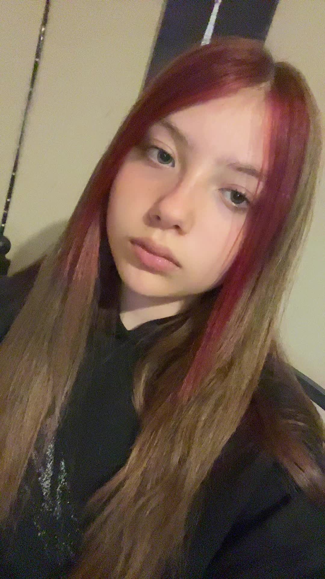 @🪡