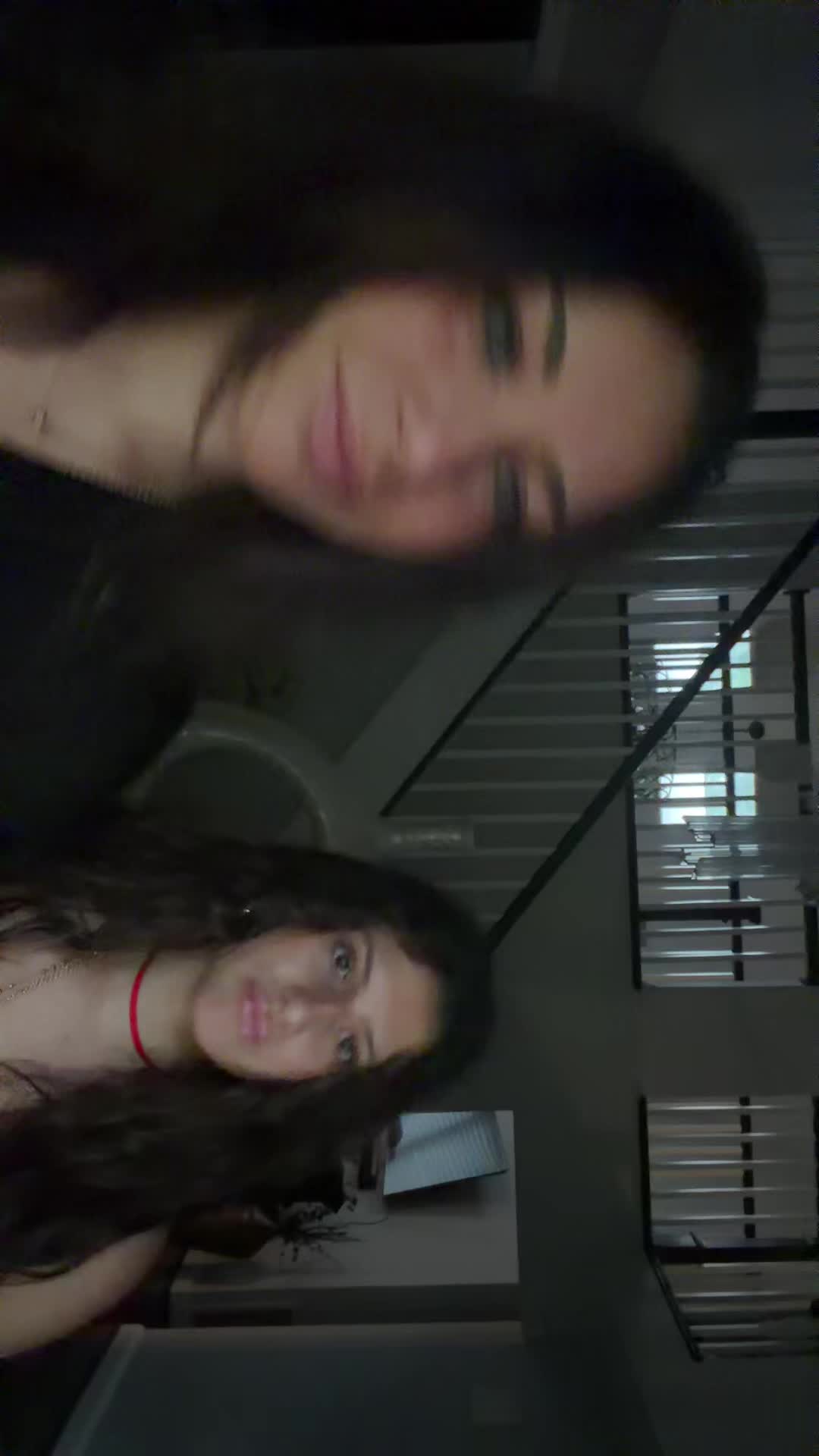 @sydneystern