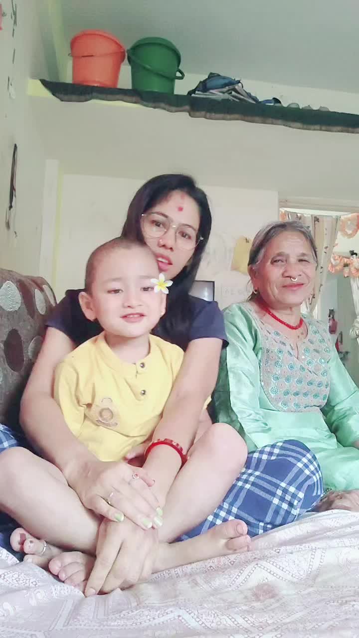 @Aadi & Aayu  Mom 🤗❤️💝