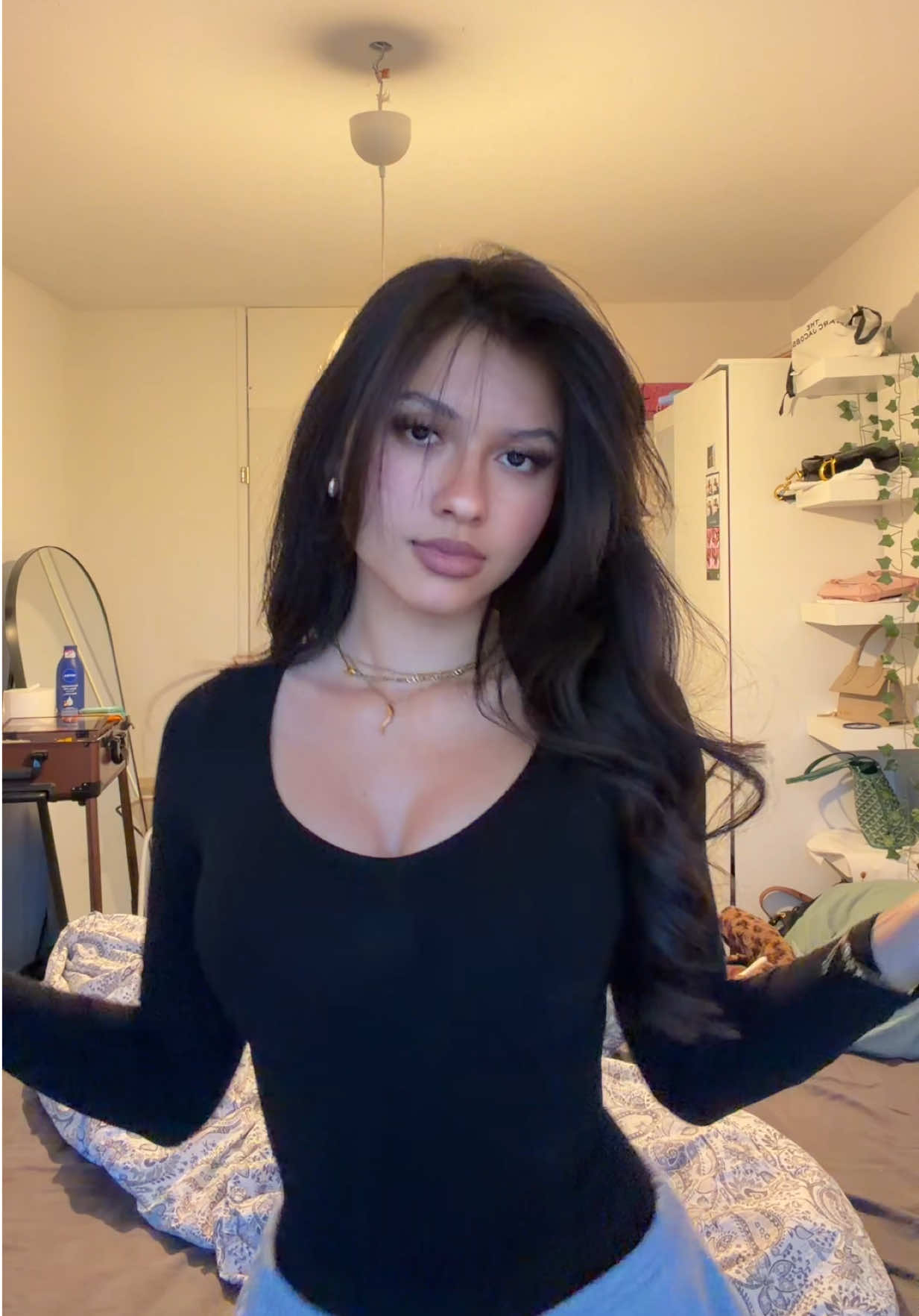 @youngqueenzbb