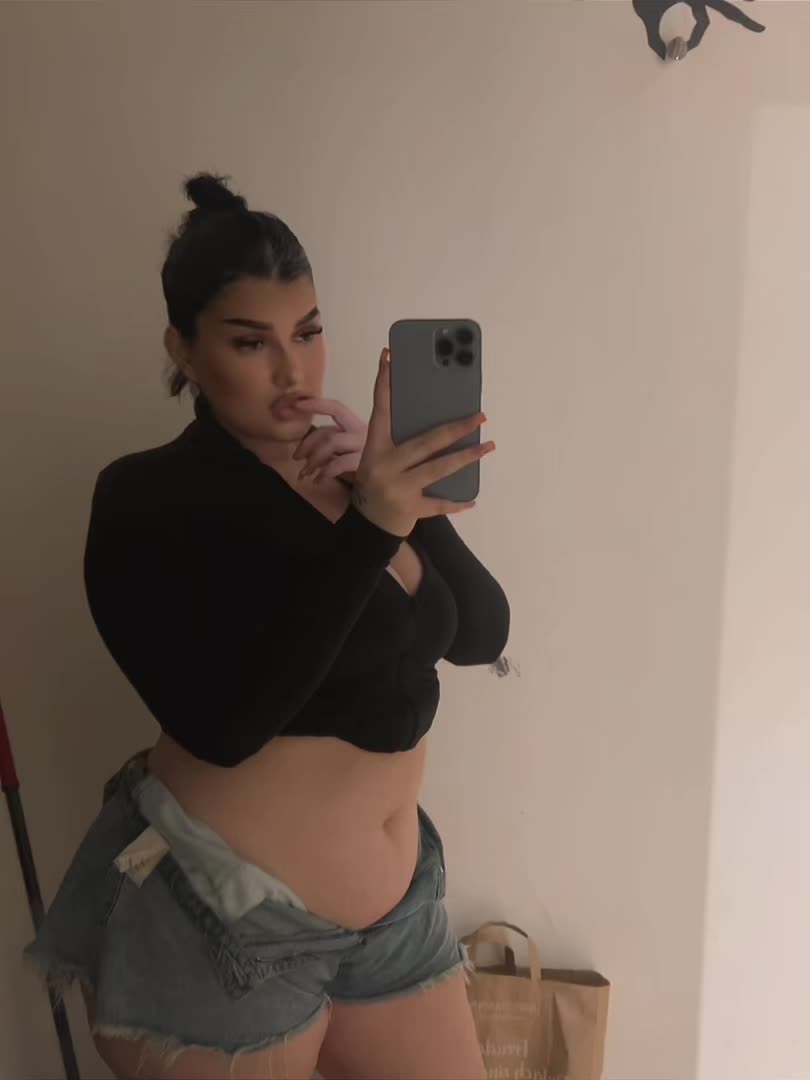@𝙻𝚊𝚛𝚒𝚜𝚜𝚊🥥🇦🇱