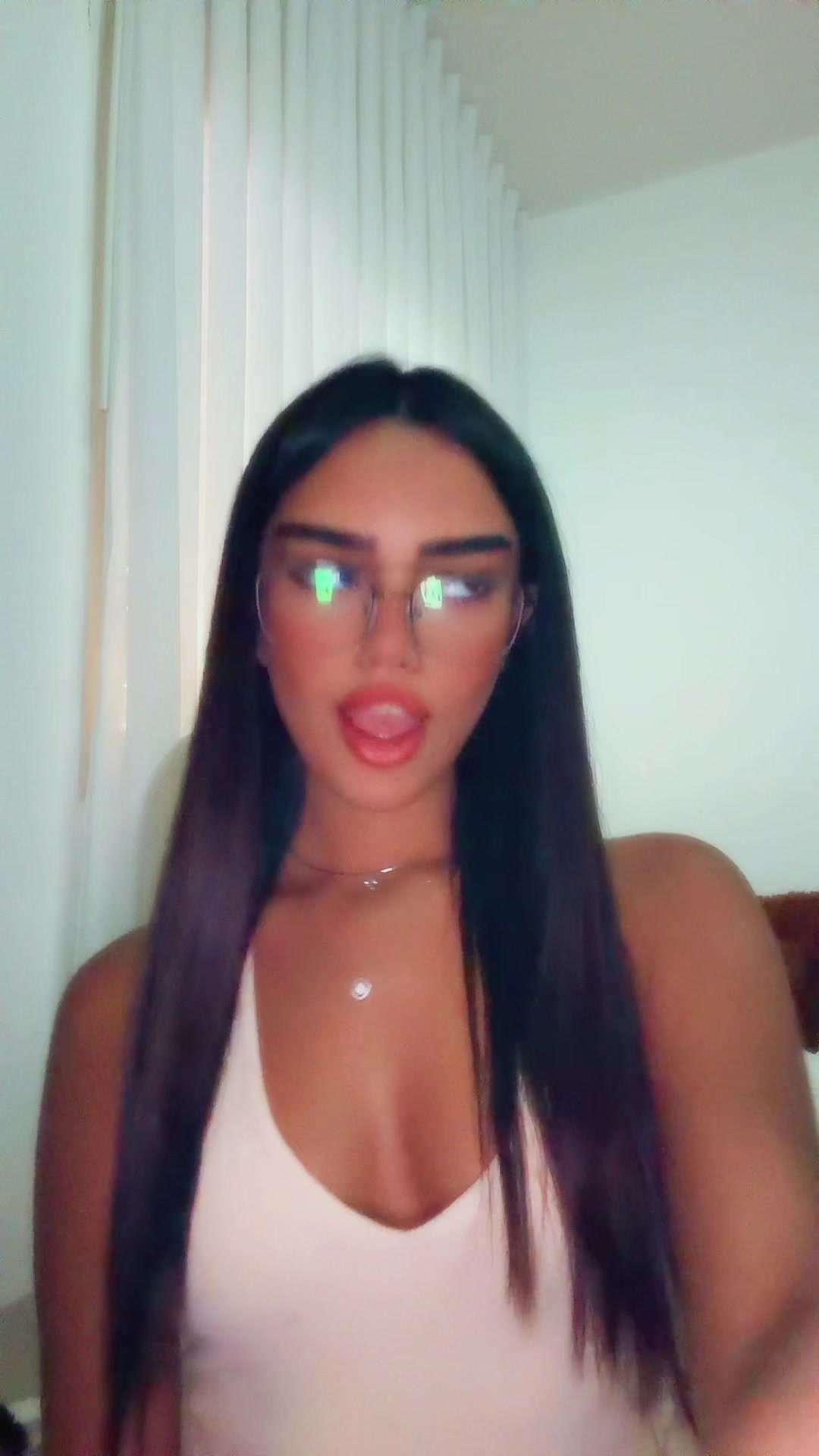 @נויה אסל