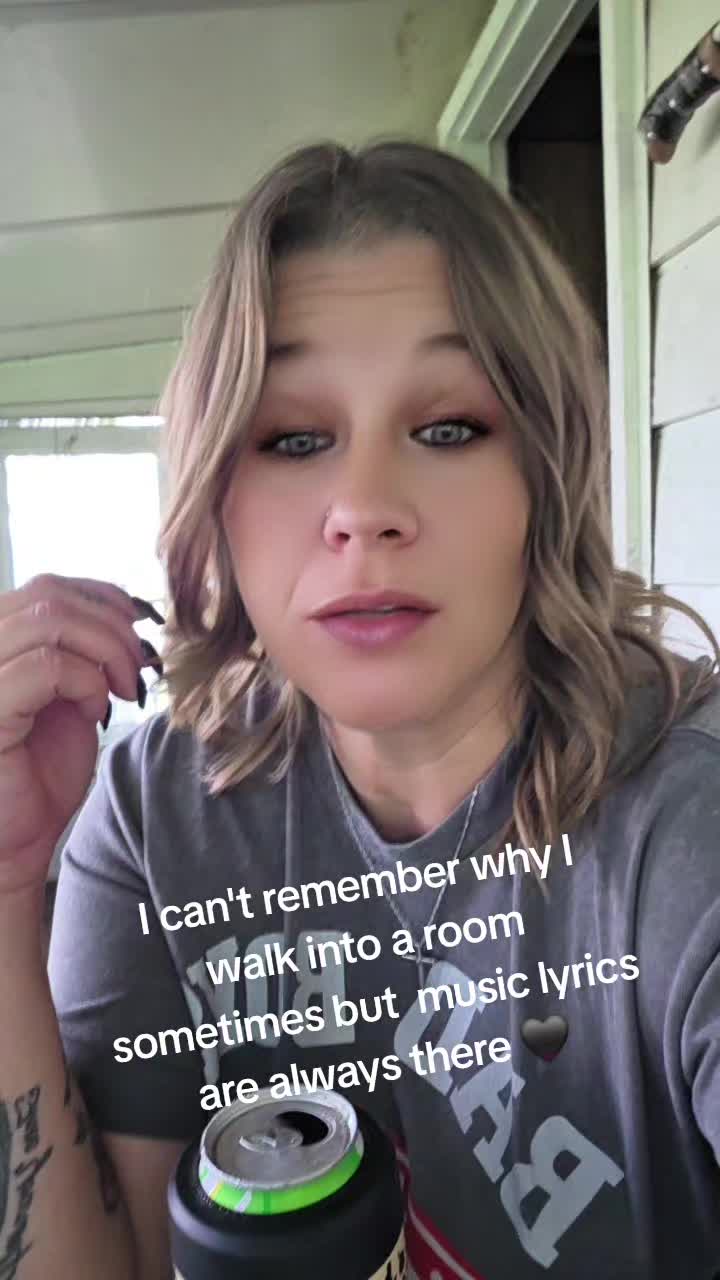 @Jess 🖤