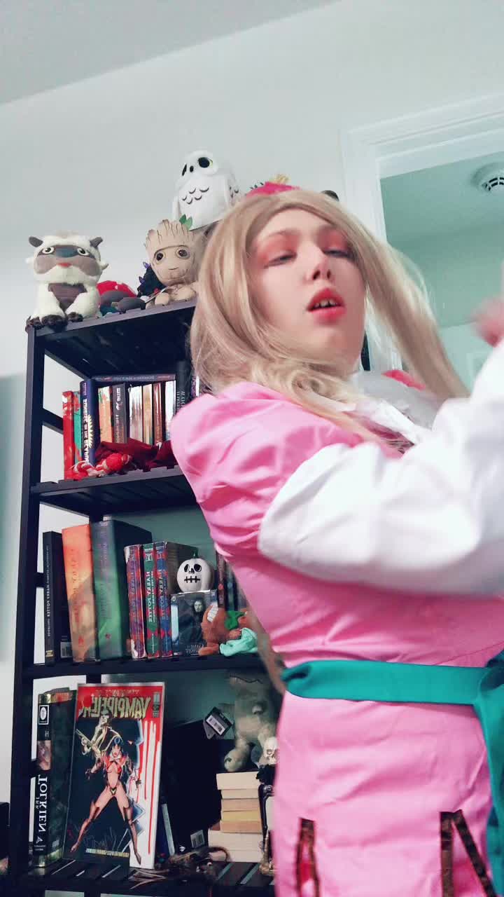 @Asyulmqueencosplay
