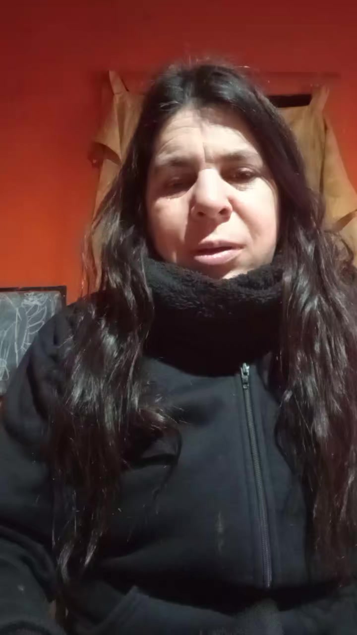 @Claudia lopez