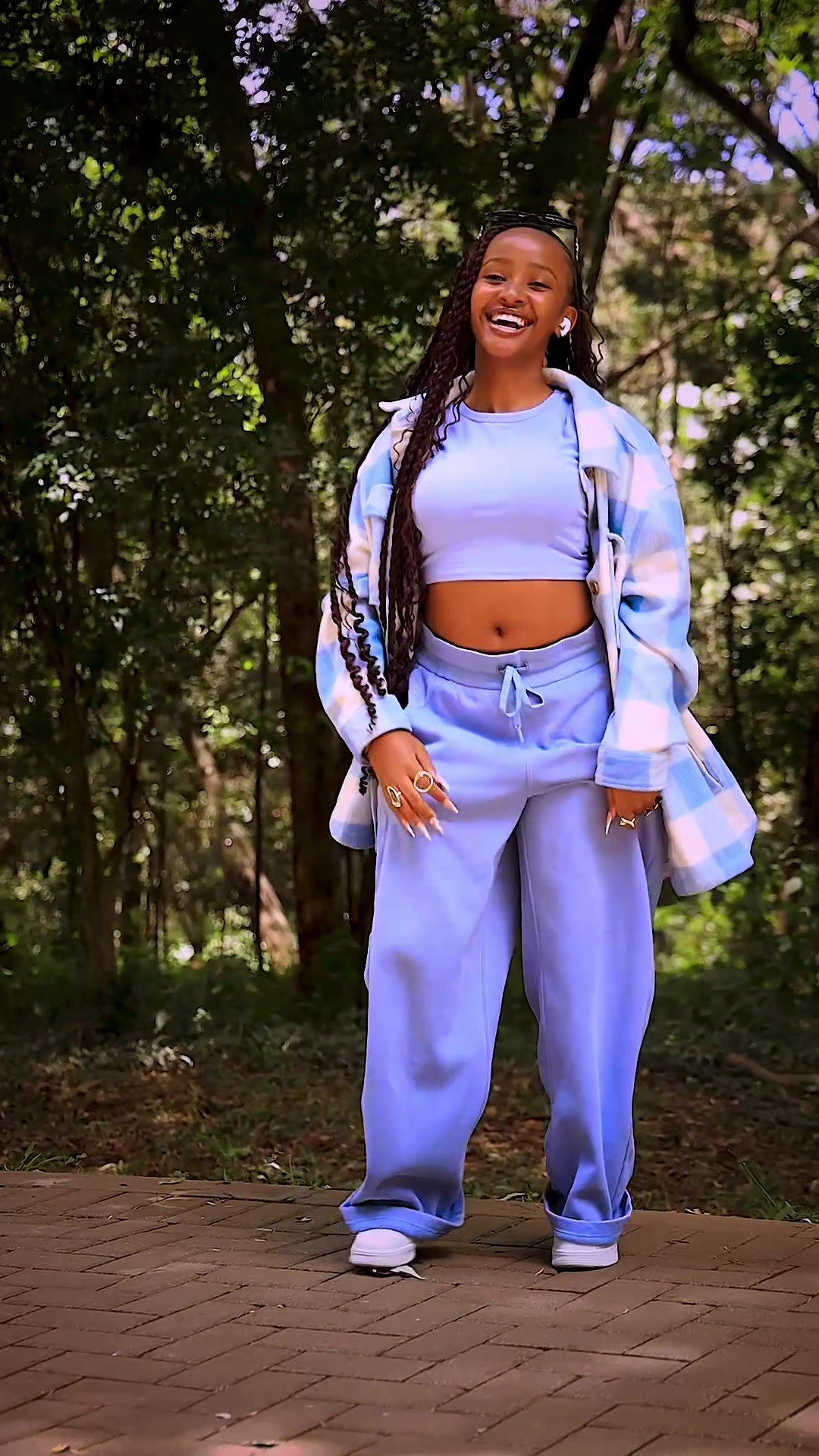 @Joy_Dee