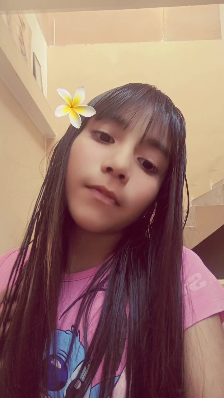 @yaretzi 👑