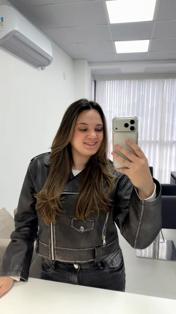 @Ana Julia