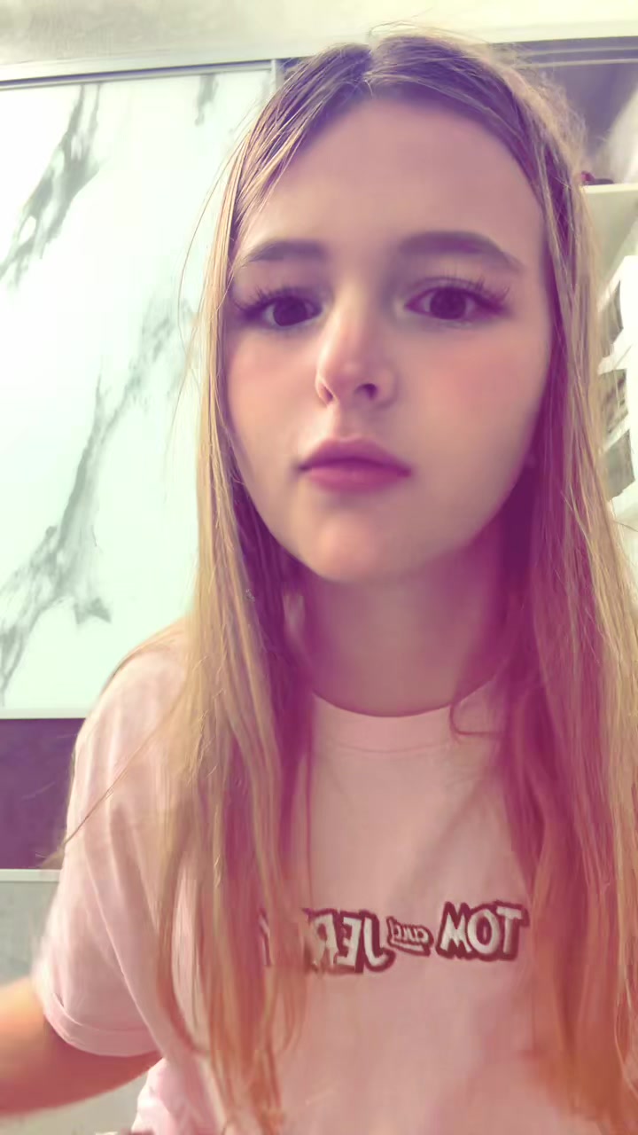 @Vika🪽