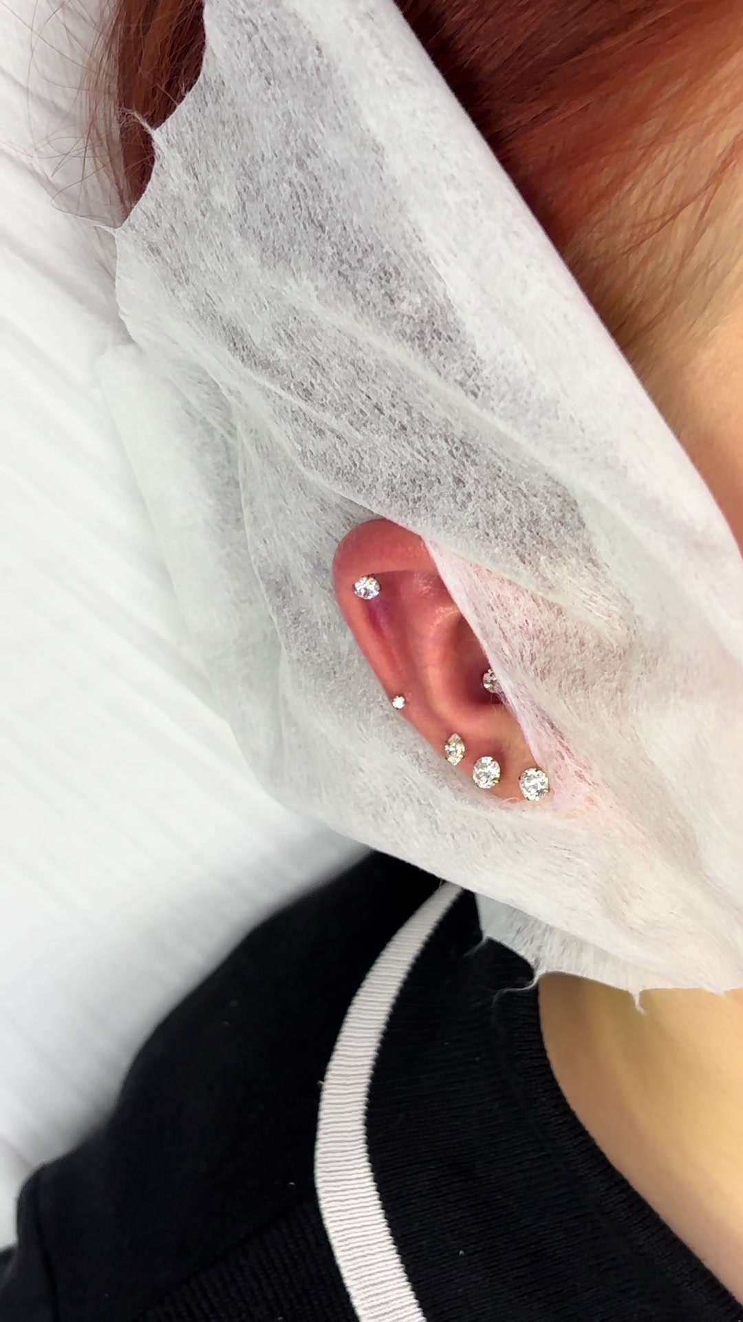@selena_piercing