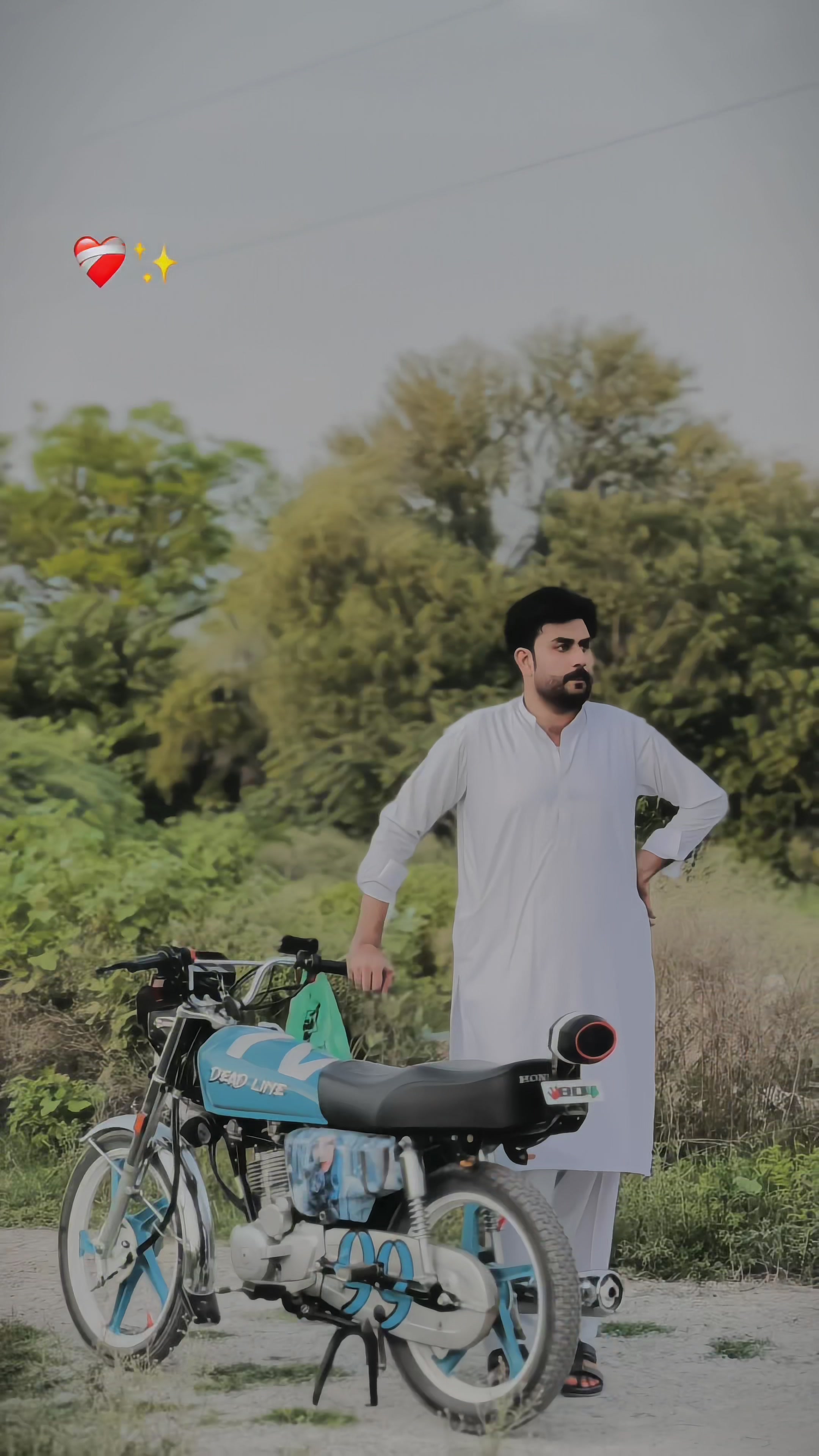 @Umarii Afridi 👑 💯✌🏻