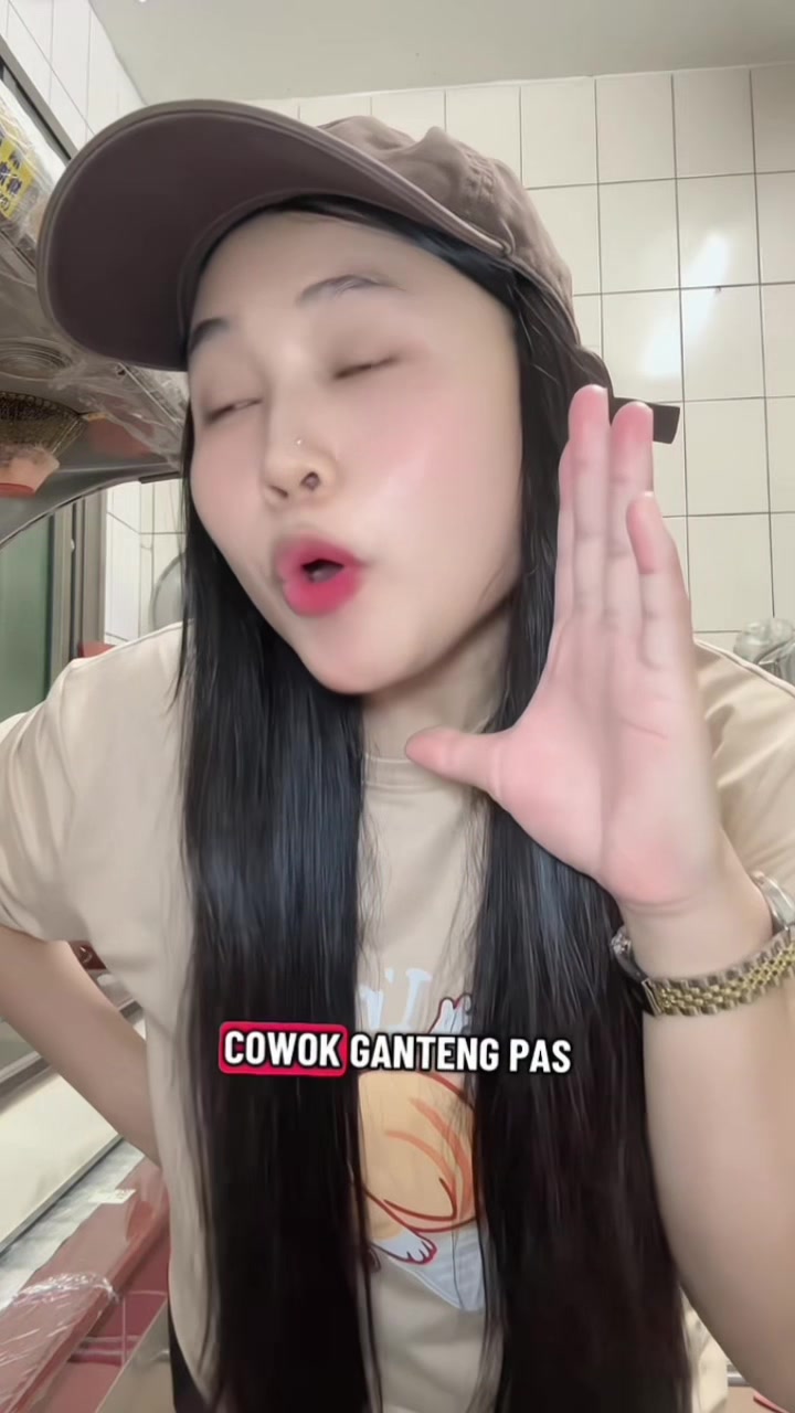 @Itee Shari🇹🇼