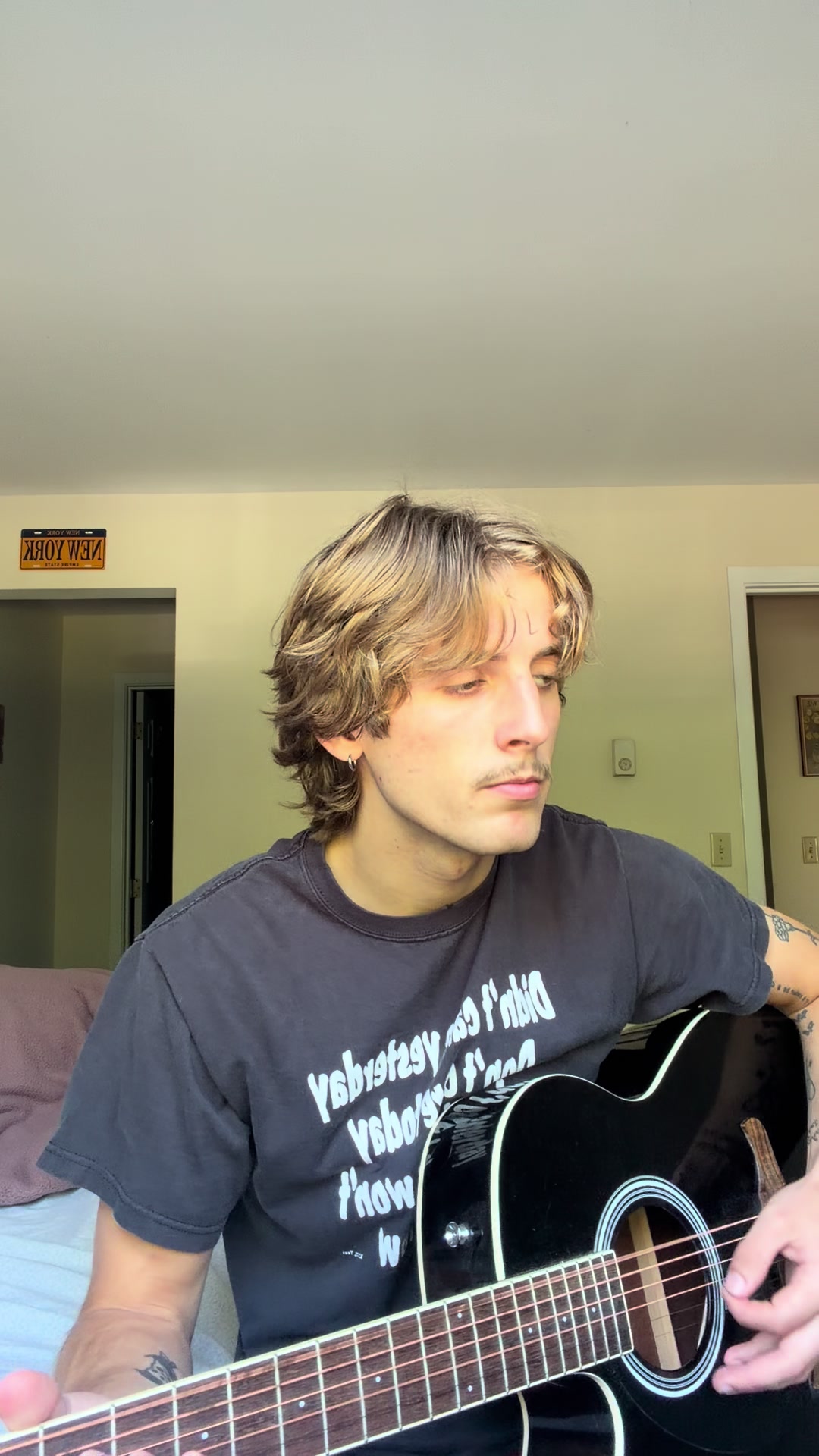 @Aydenand6strings