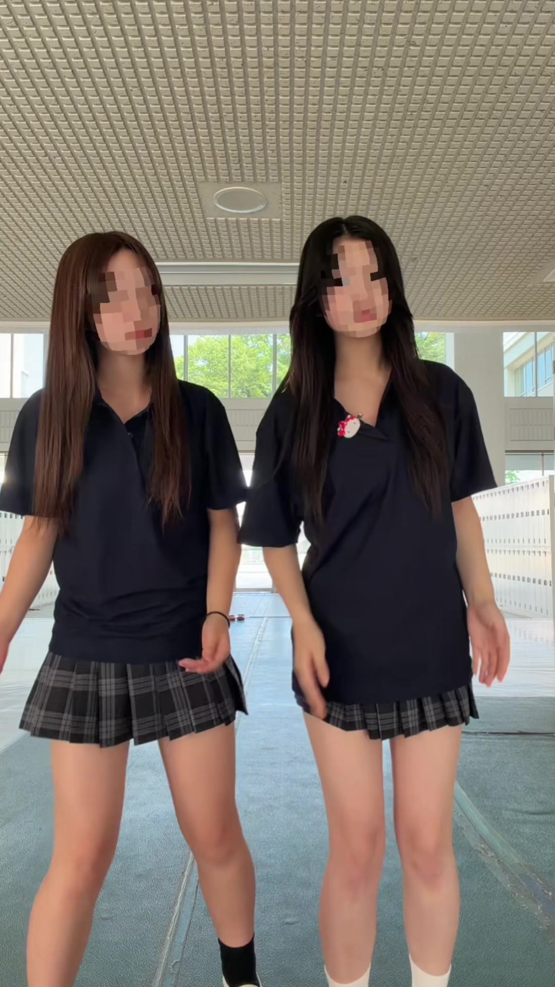 @❤︎