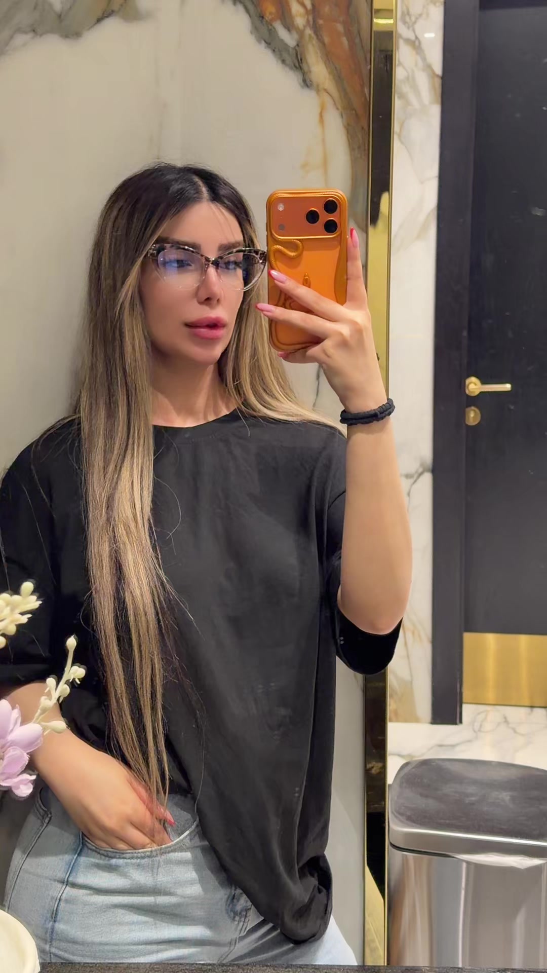@Hanitam_