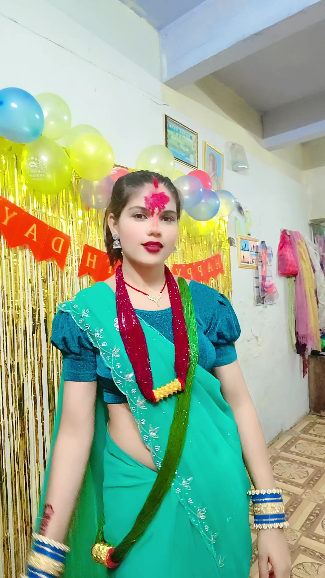 @Archana Yadav 😘😇❤️❣️