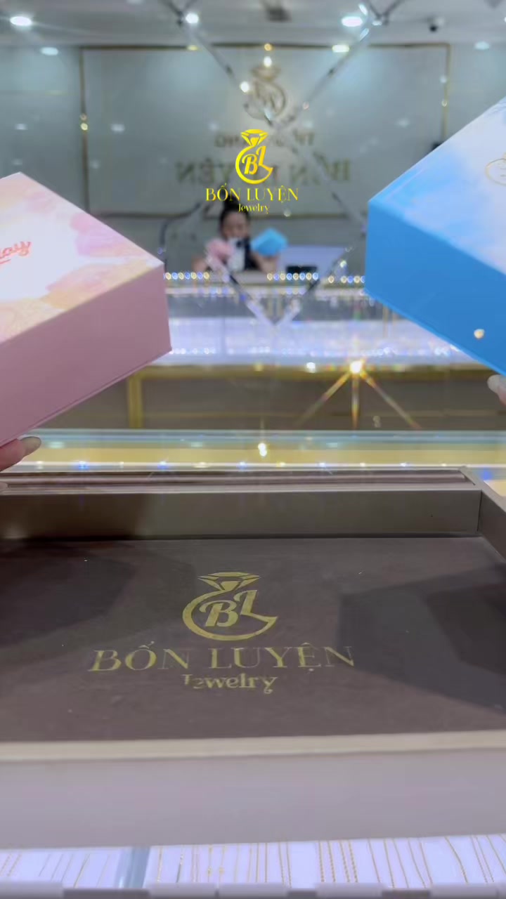 @Bốn Luyện Jewelry
