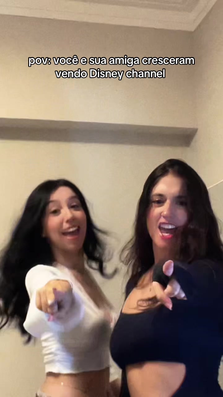 @heyitssliraa