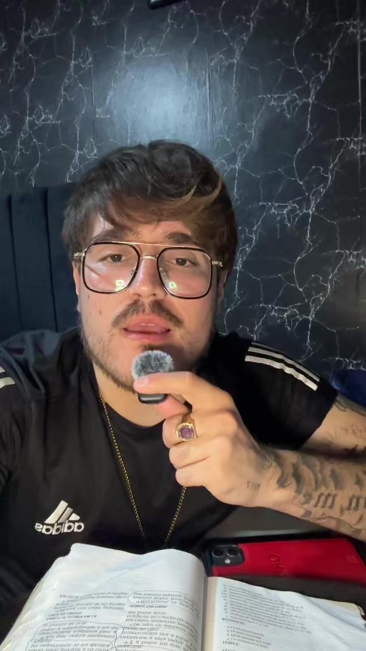 @Esquer