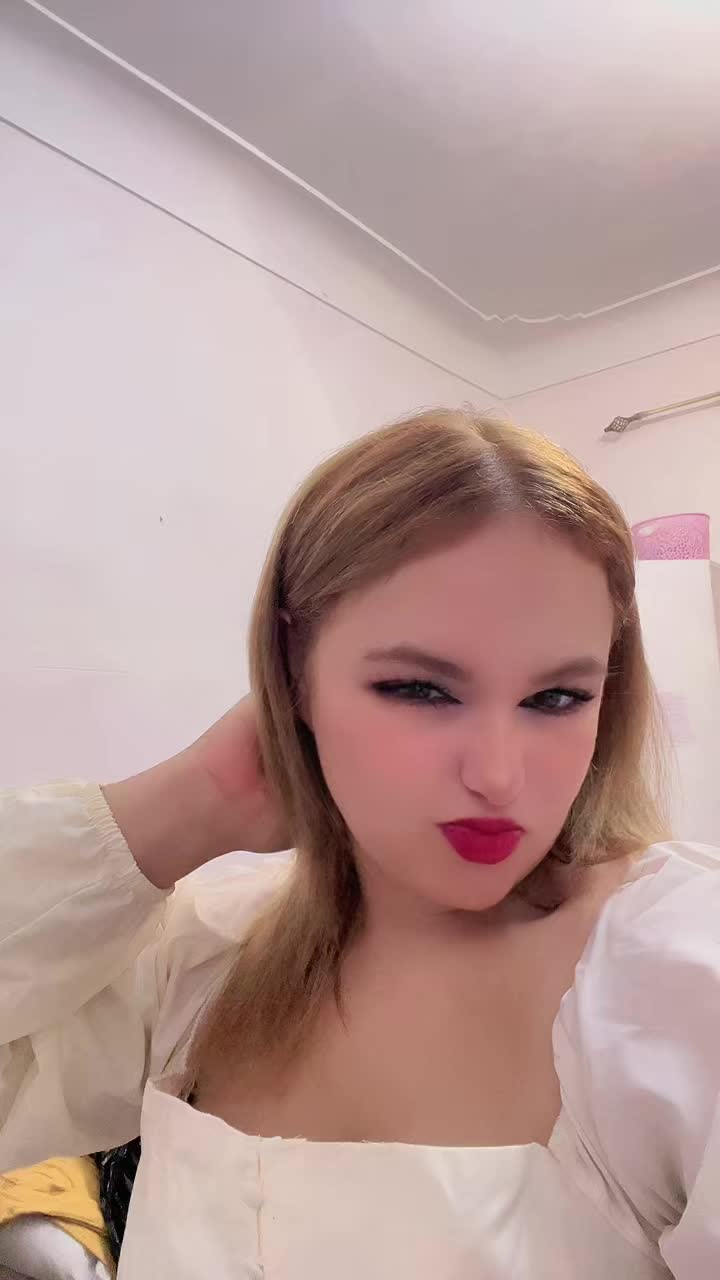 @ella_eluch