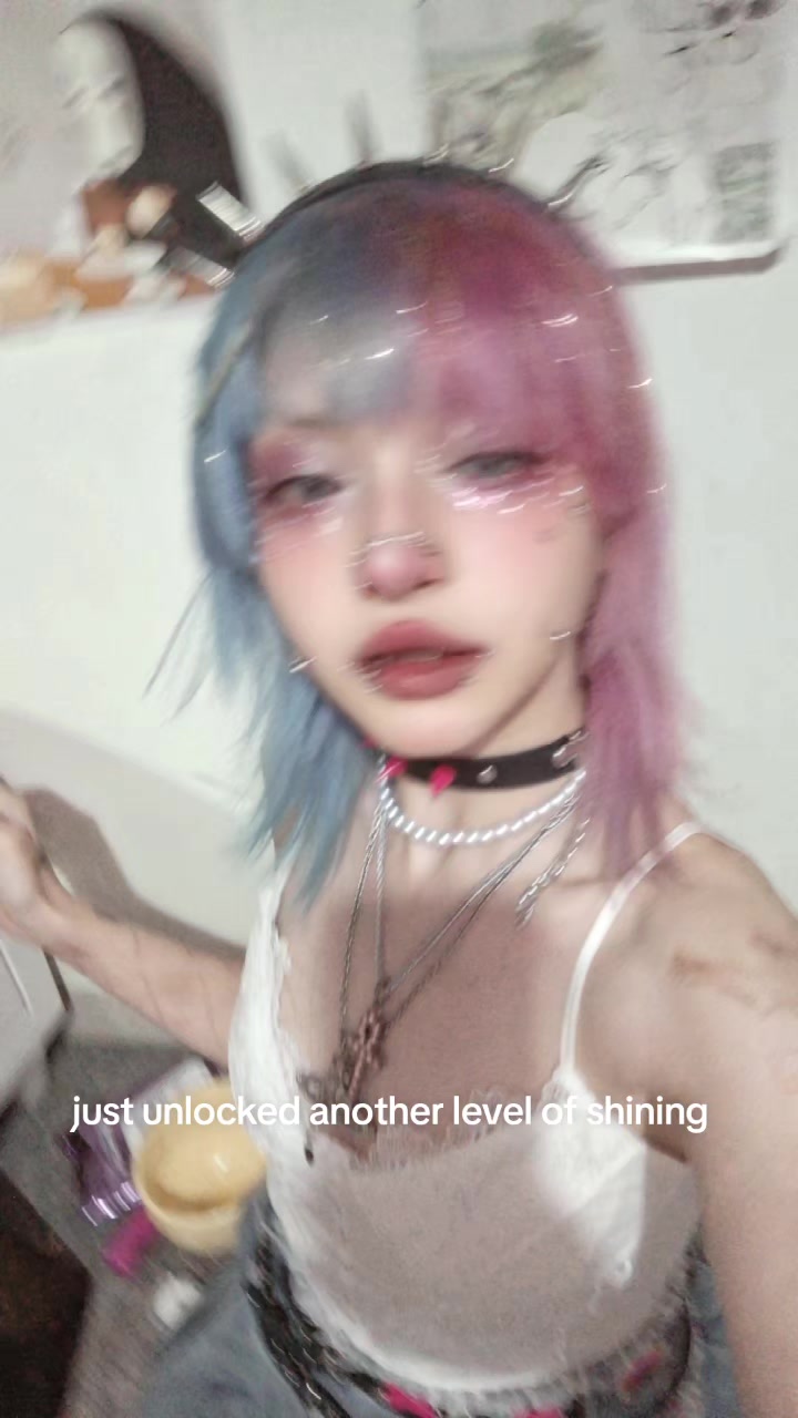 @April مهرسا هستم ولی