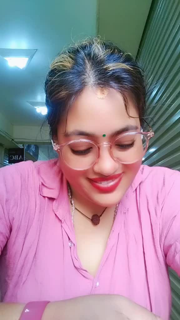 @smile queen 👑👑👑👑with hubby