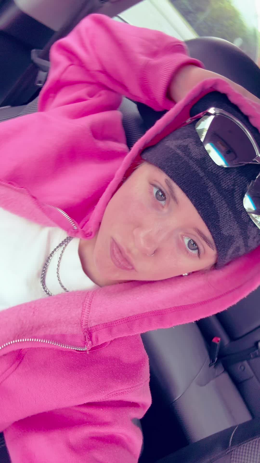 @lesbiwhiteboycarl