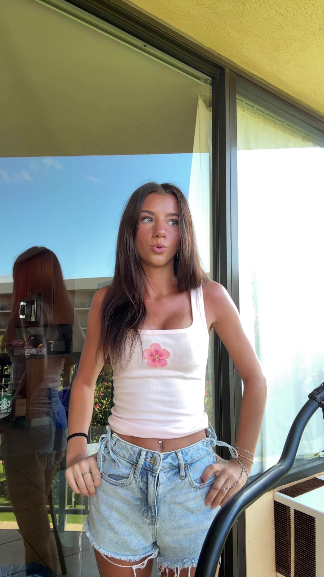 @elliespammm