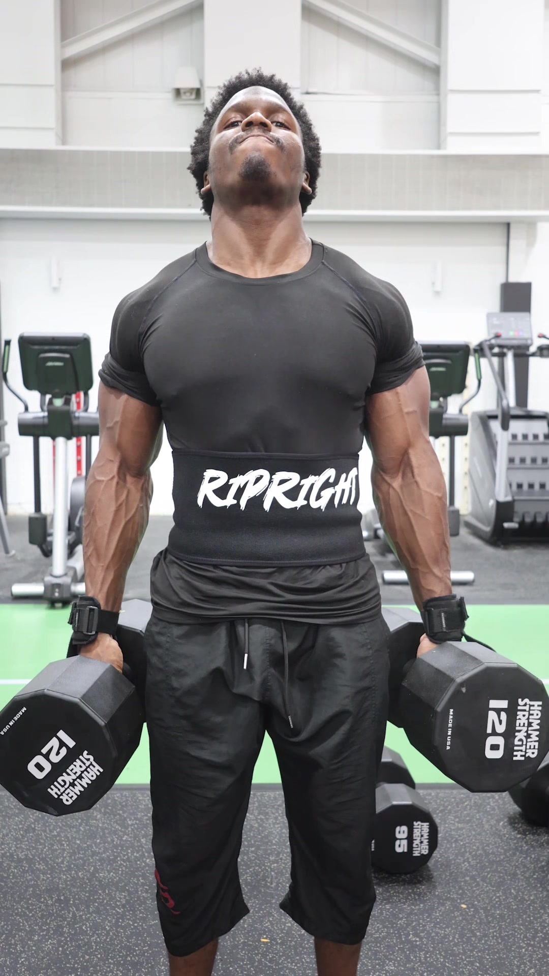 @Muscleboii