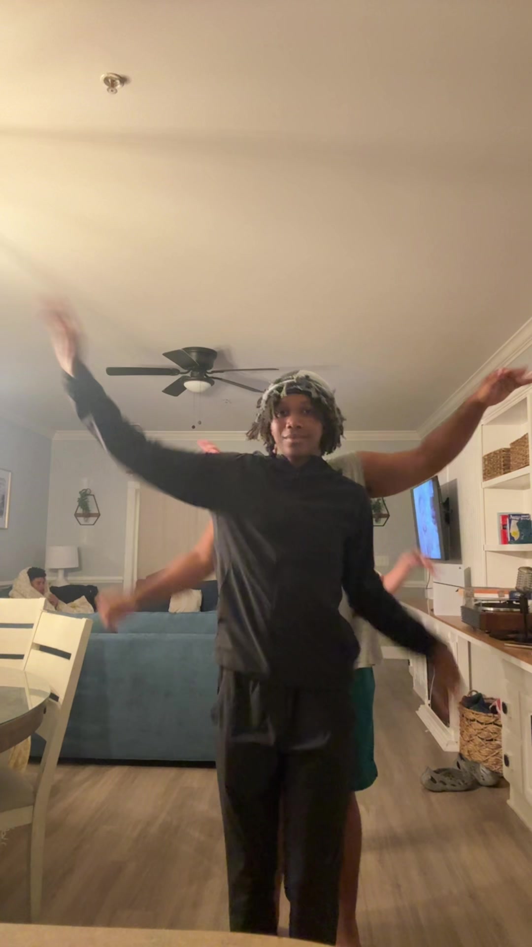 @BABYYGLITCH