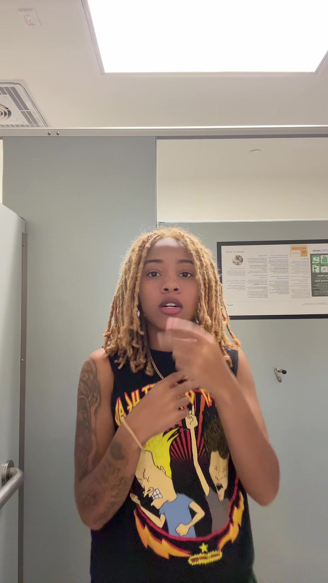 @ᴚ