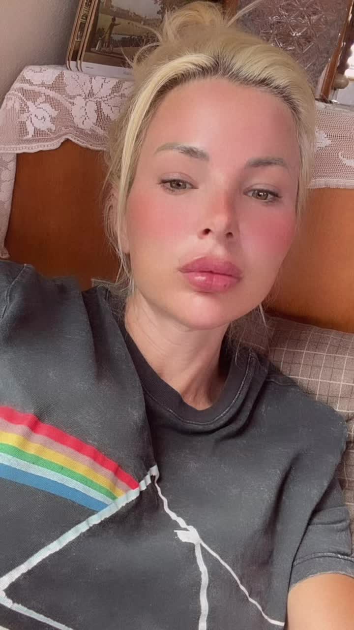@Jessicakes33