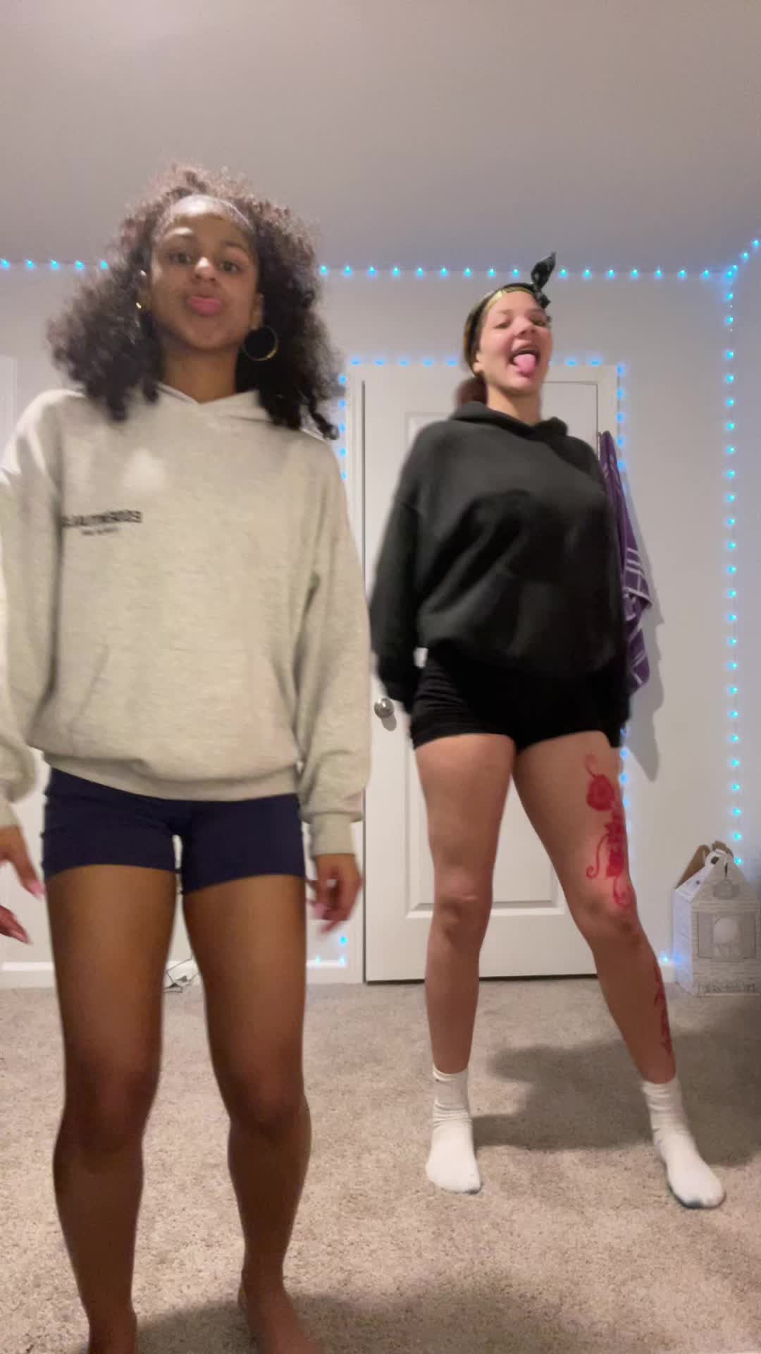@⭐️ 🥹