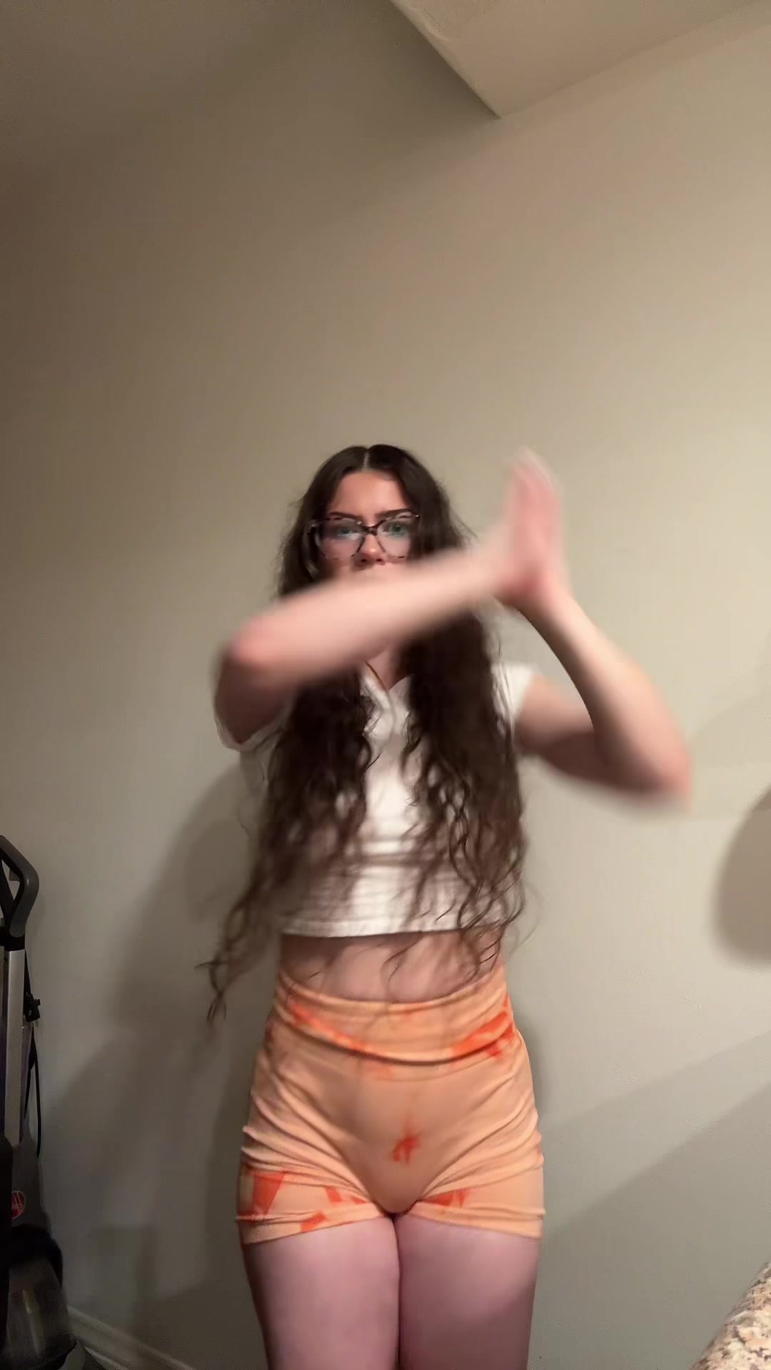 @whodoesshethinksheis111