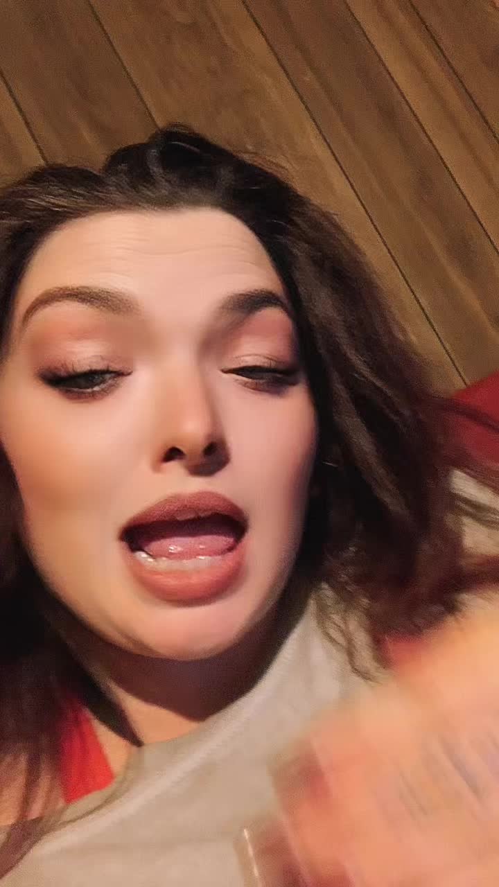 @Shortcakebree
