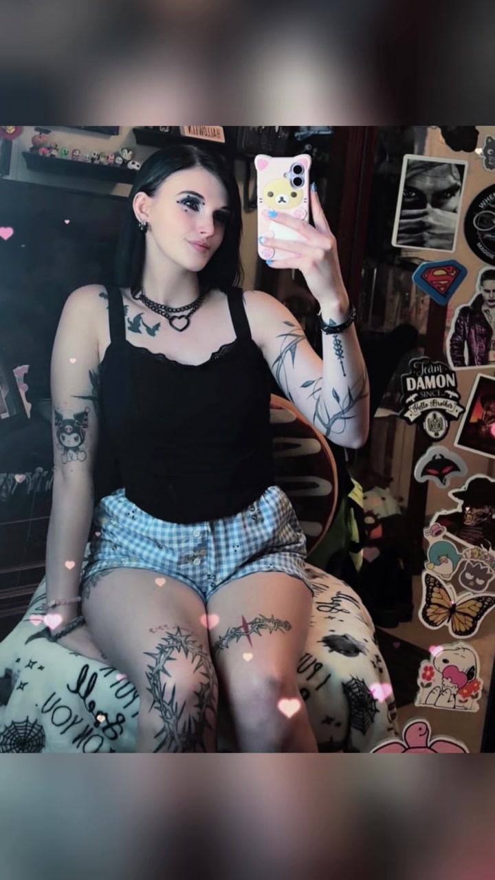 @Blakely 🖤⛓️🏴☠️